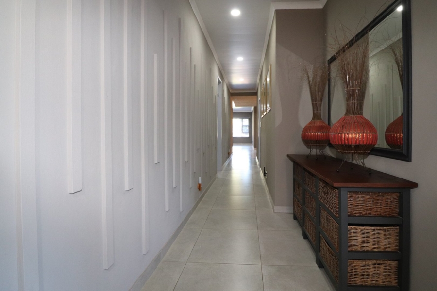 5 Bedroom Property for Sale in Irene Park North West